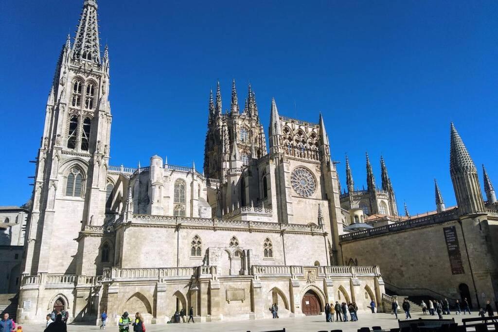 Tu Hogar En El Camino. Burgos Centro. Vut. Wifi公寓 外观 照片